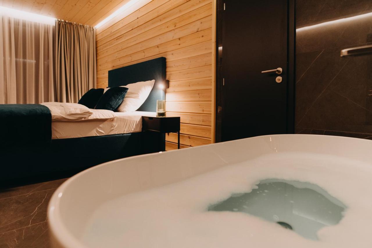 Skri Chalets Liptovsky Mikulas Bagian luar foto