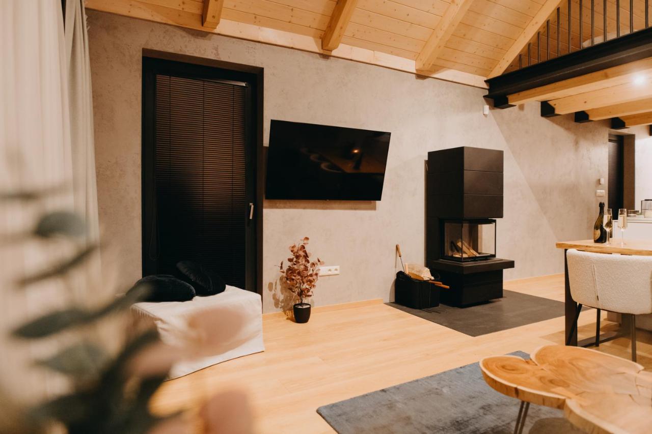 Skri Chalets Liptovsky Mikulas Bagian luar foto