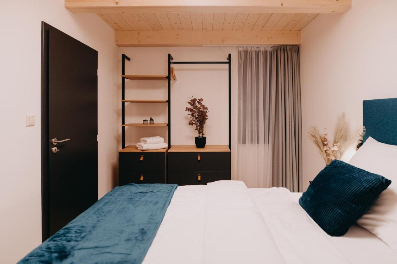 Skri Chalets Liptovsky Mikulas Bagian luar foto