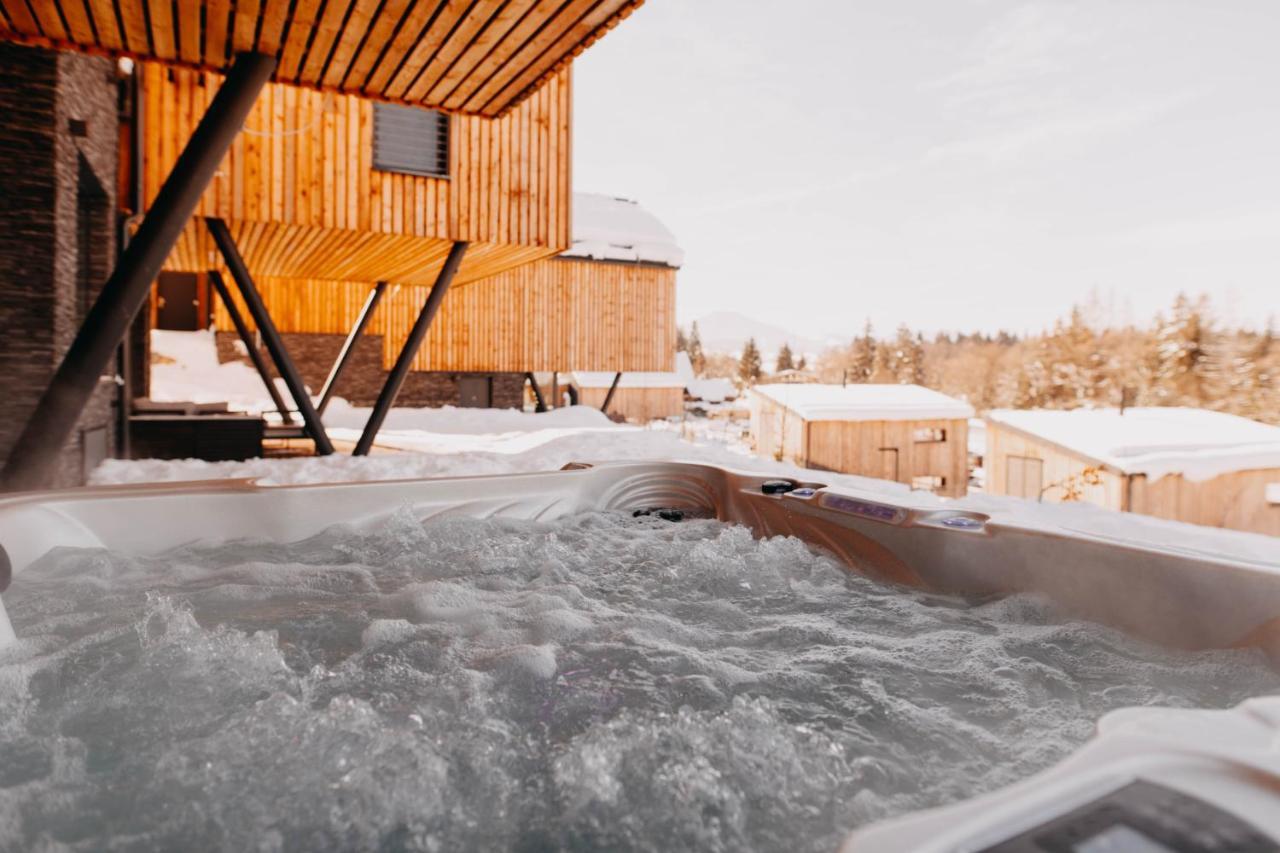 Skri Chalets Liptovsky Mikulas Bagian luar foto
